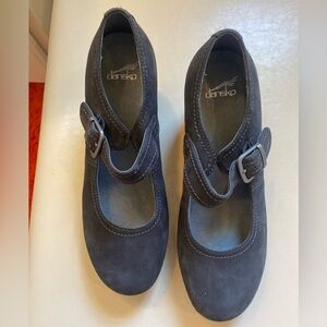 Dansko mary jane wedges size 9.5